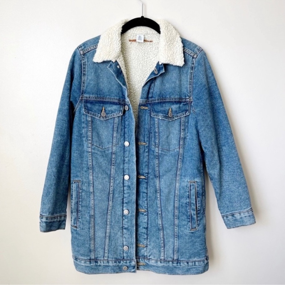 Sherpa Lined Denim Trucker Jacket Women’s Large
